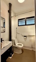 Blk 354 Clementi Avenue 2 Shopping Centre (Clementi), HDB 4 Rooms #638056001